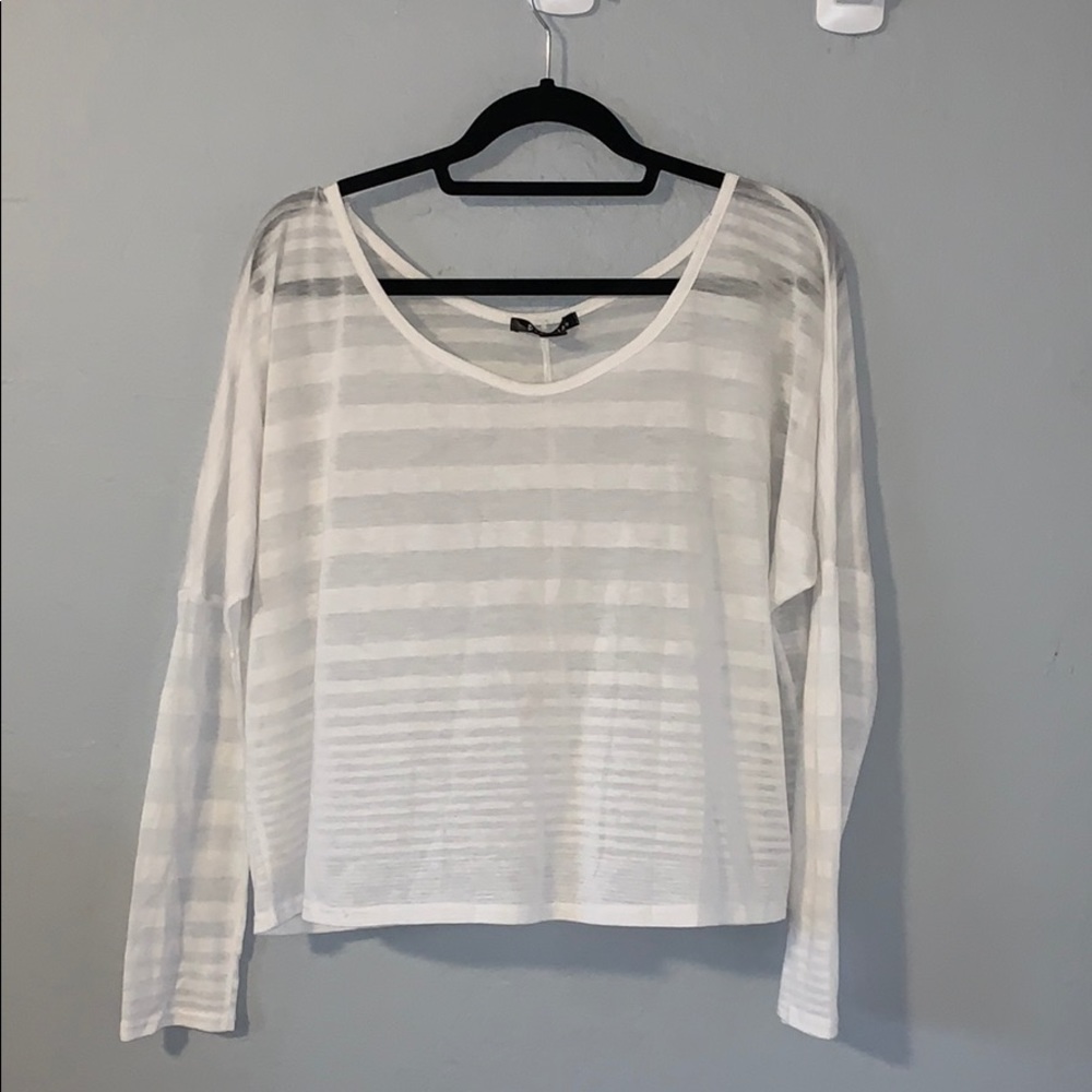 White crop long sleeve